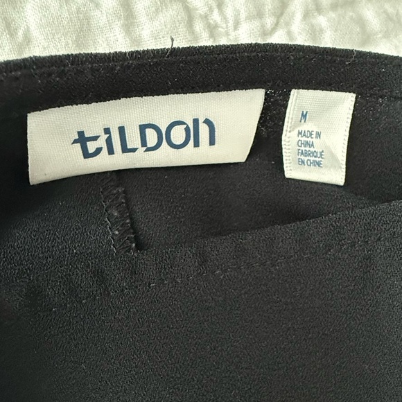 Tildon Classic Black Midi Dress - Picture 4 of 7